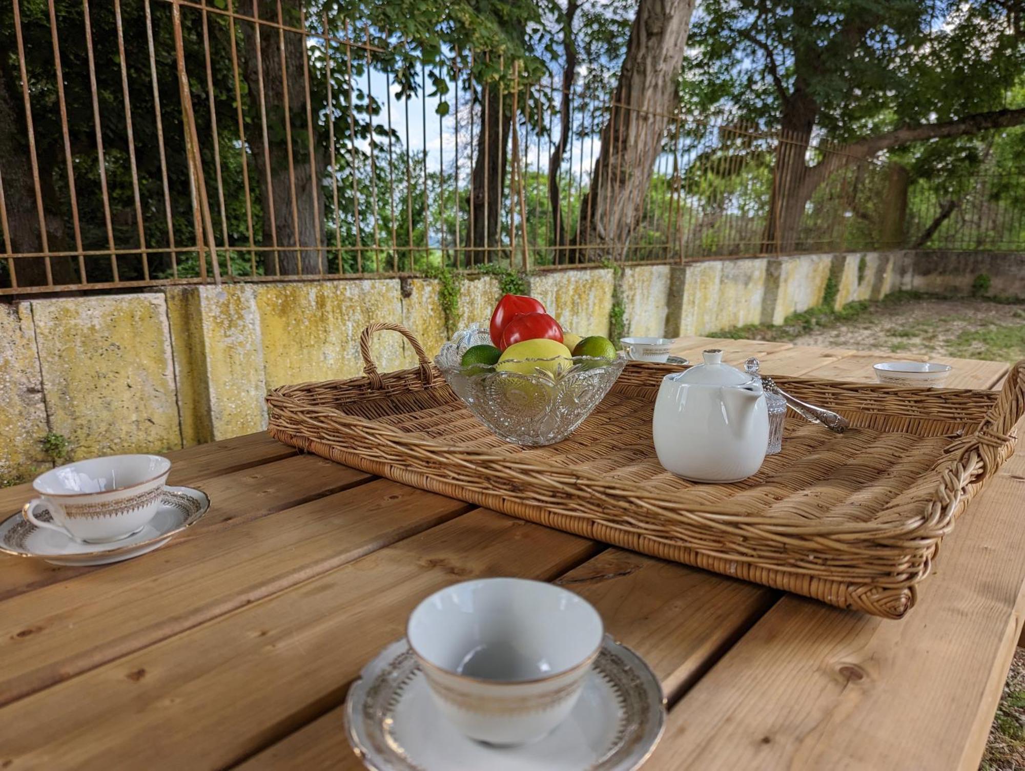Bed and Breakfast Domaine Du Faure Chadurie Екстер'єр фото