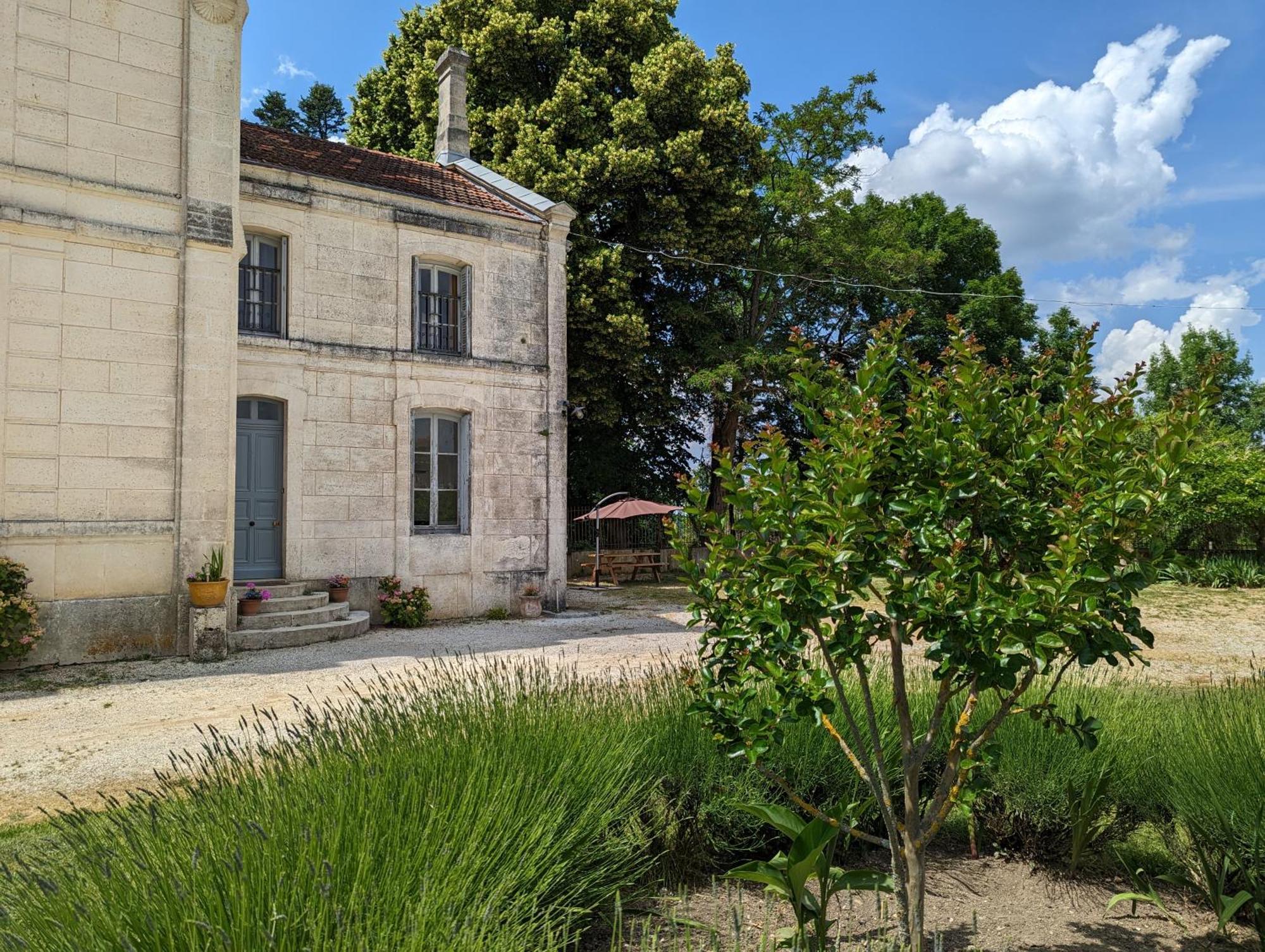 Bed and Breakfast Domaine Du Faure Chadurie Екстер'єр фото